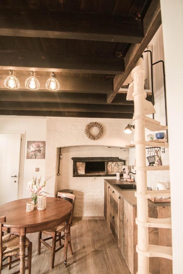 Gastenkamer Klein Geluk บรูจส์ ภายนอก รูปภาพ